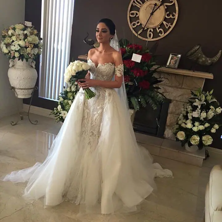 Awd 10 Hand Beaded Embroidered Lace Appliqued Bridal Gown Low Back