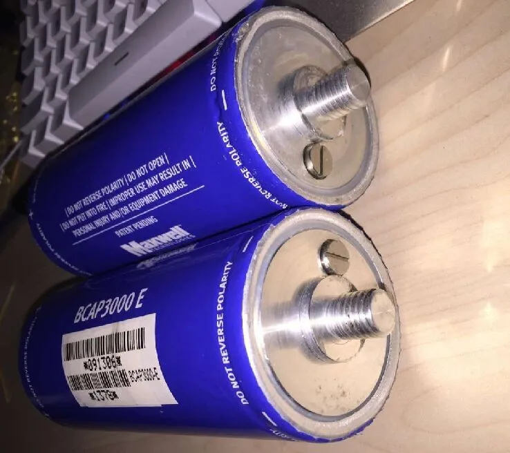 Maxwell 3000F 2.7 V capacitor super bateria com terminal de Parafuso ...