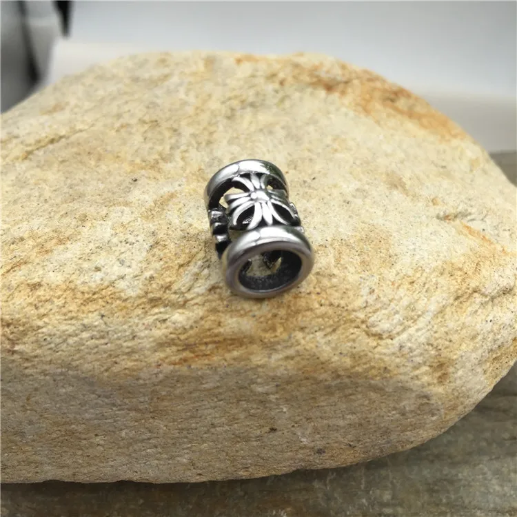  metal cross beads  (8).jpg