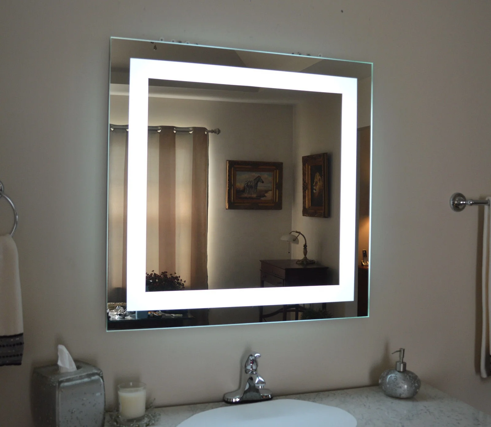 Customized Bathroom Light Backlit Wall Vanity Smart Hotel LED Mirror