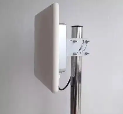 UHF reader 1.jpg