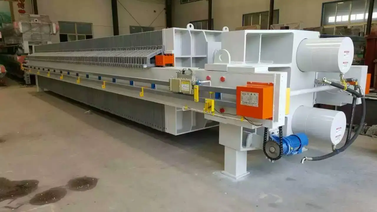 Waste water disposal plate and frame filter press for pharmaceutical factory