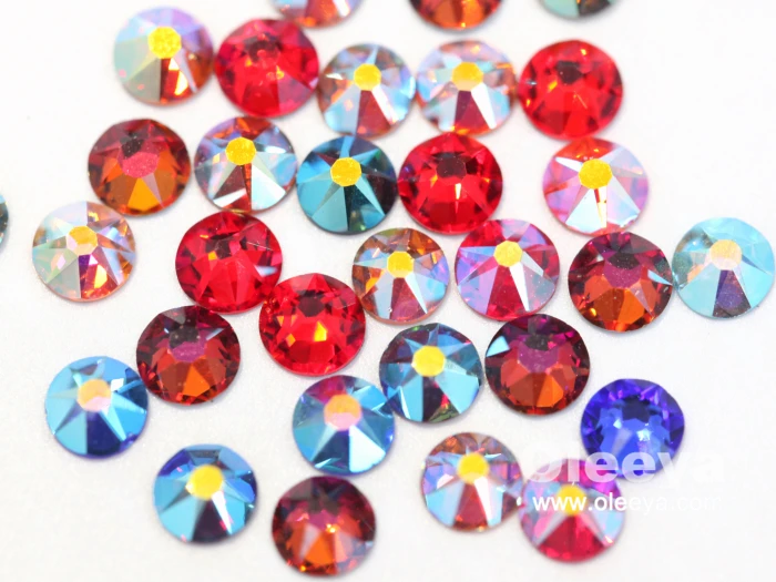 Wholesale 16 Cutting Facets Shinny Flatback Glass Strass Premium Non Hot Fix Rhinestones Nail Art for Rhinestone Bra