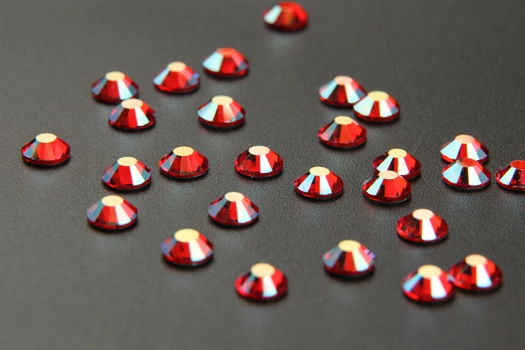 Wholesale Yhb Red Crystal Rhinestone Trim Hot Fix Coating Rhinestones