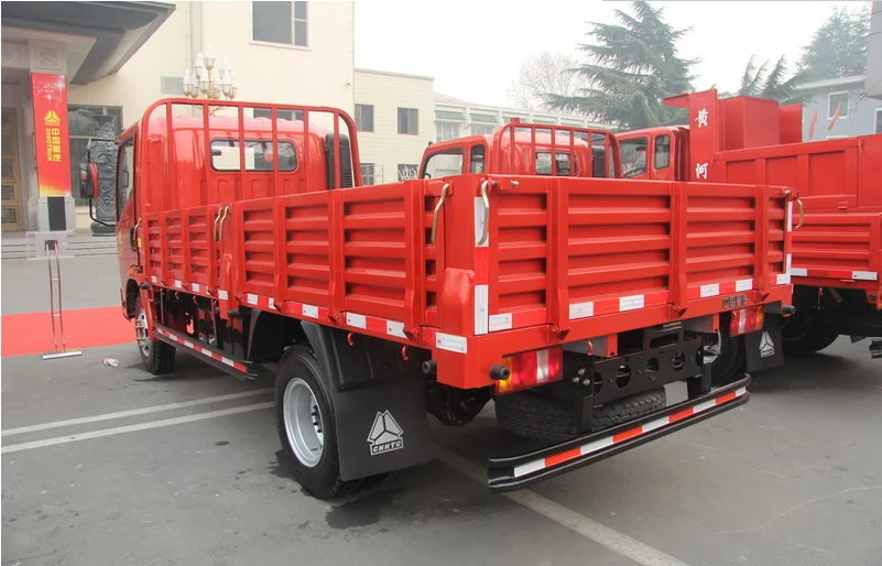 howo 4x2 light caro truck (9)