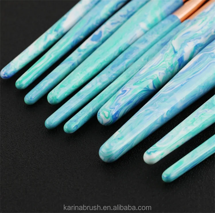 makeup brush 06.png