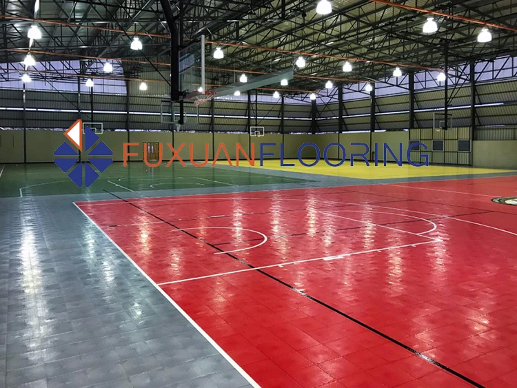 Temporaire En Plastique Pp Revêtement De Sol Sportif Pour Le Terrain De