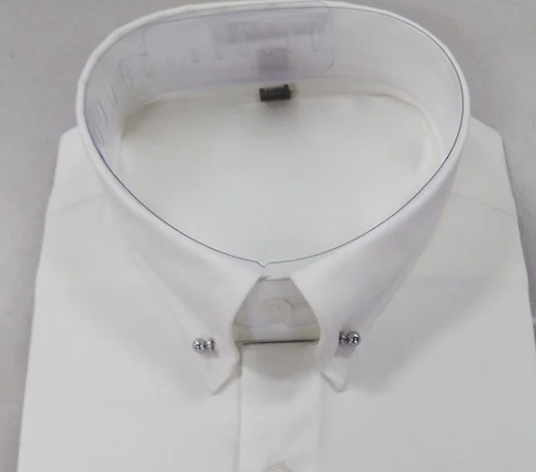 pinned collar