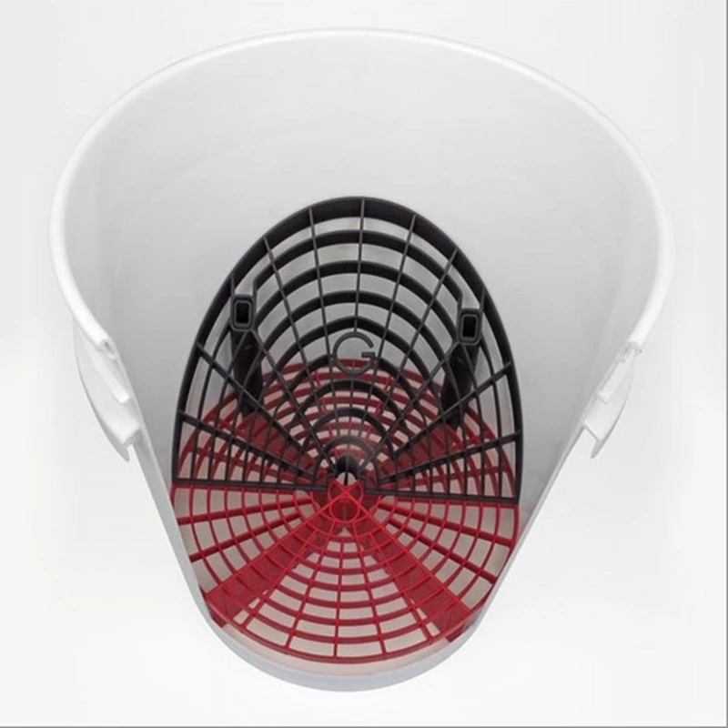 High Quality Plastic Car Wash Bucket With Grit Guard And Handle For
