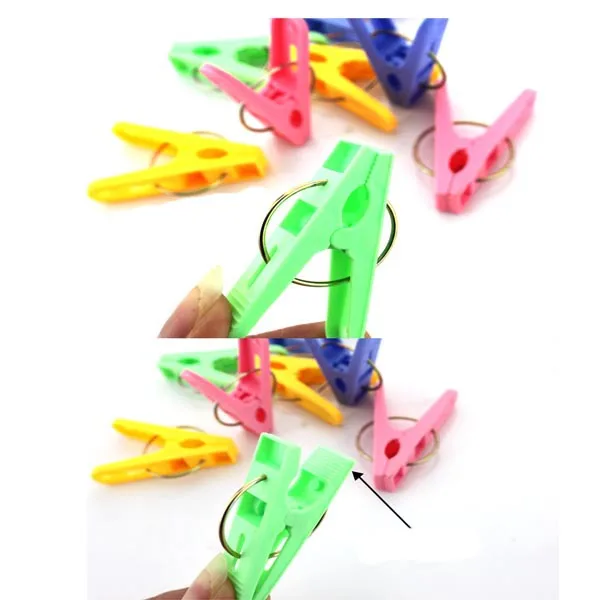 clothes hangers with clips