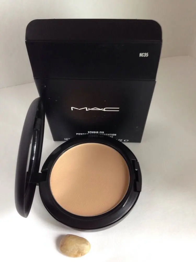 mac studio fix foundation nc35