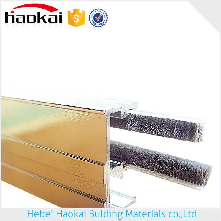 New Arrival Latest Design Silicone Plastic Water Guard Shower Door
