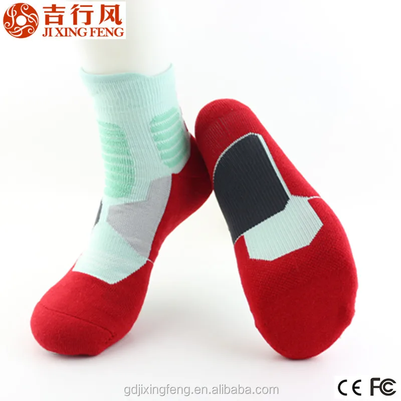 Wholesale Straight Tube Socks Custom Logo Sport Socks Straight Shape