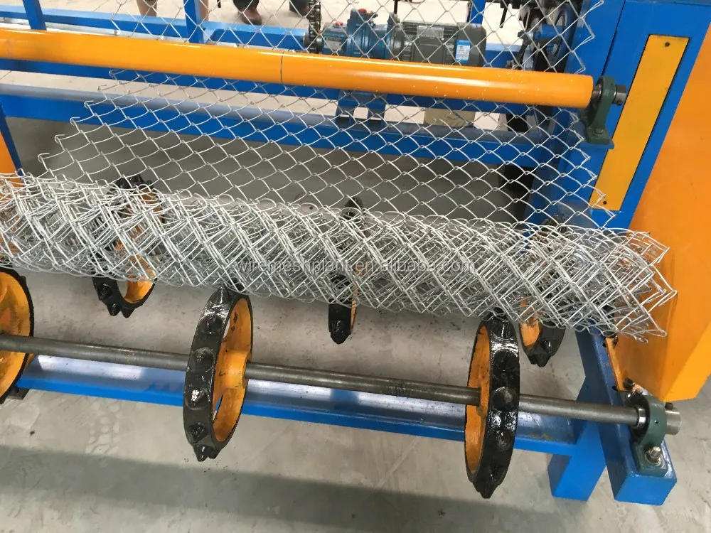 Automatic Chain Link Fence Double Spiral Diamond Wire Mesh Making