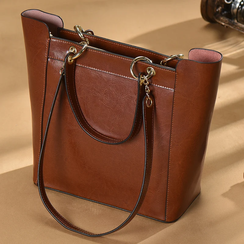 Does Amazon Sell Leather Handbags