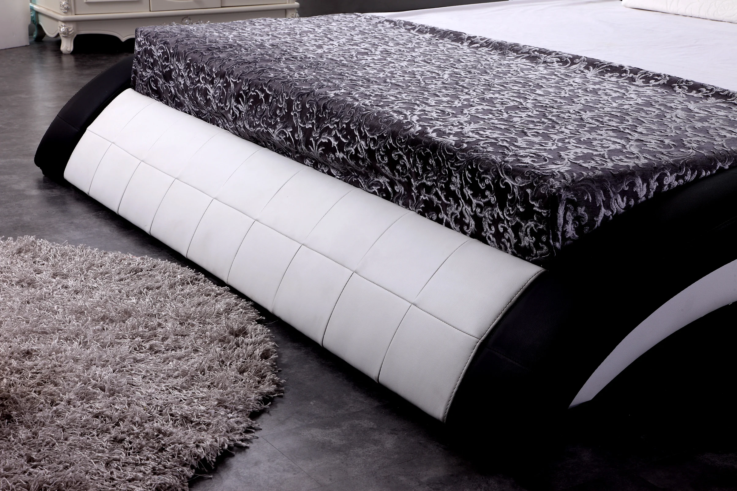 Modern European Style Music Bed With Speaker Multifunctional Led Bed