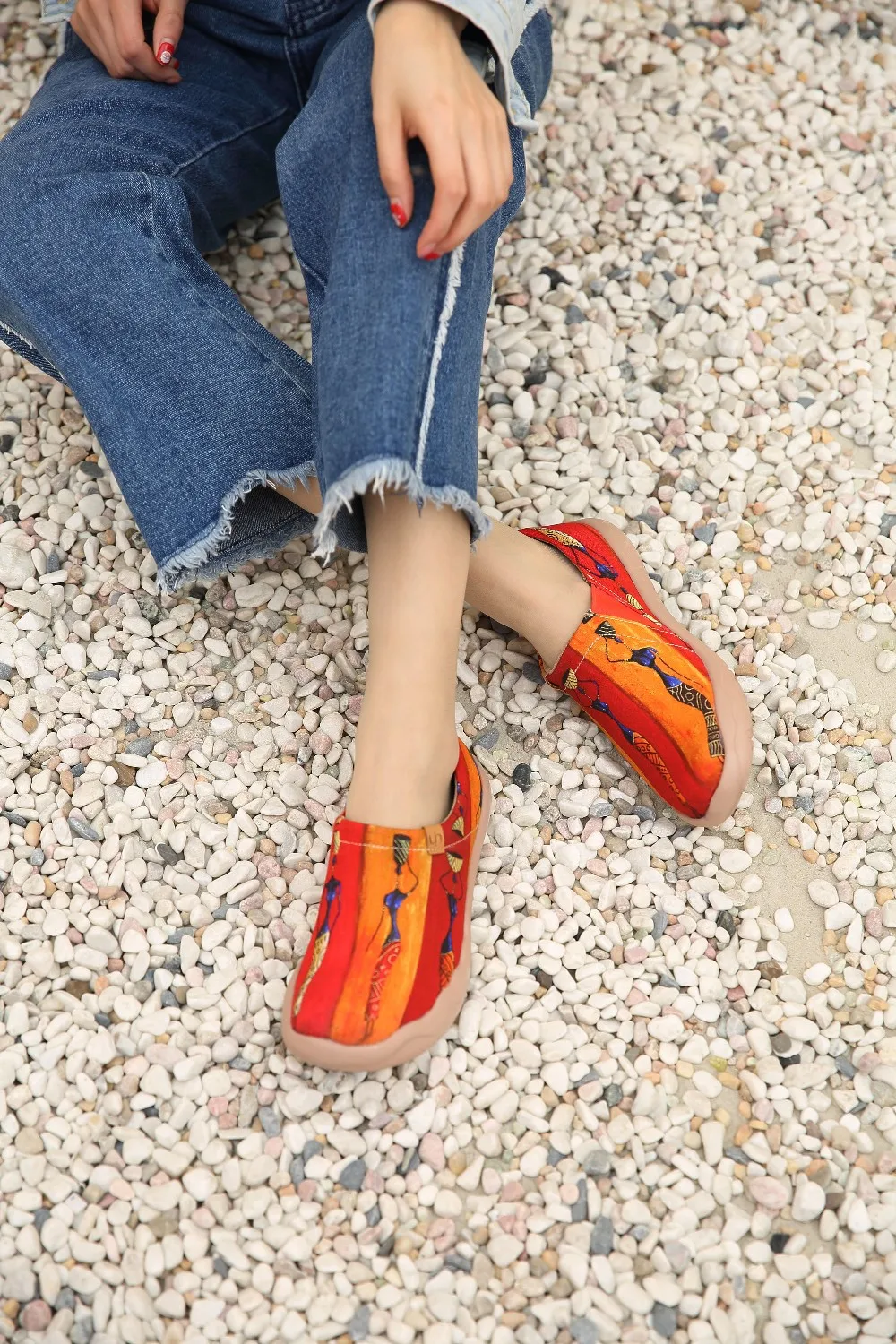 where can i buy uin shoes