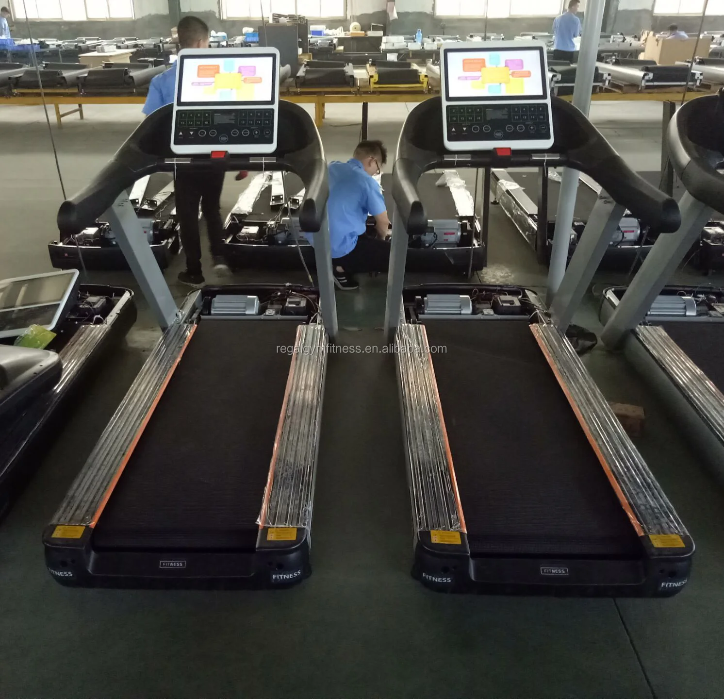 commercial treadmill 3.jpg