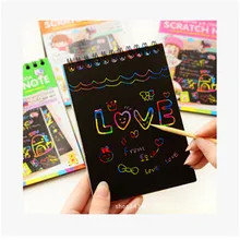 A boy girl painting creative trumpet coil book with the pen sketch blank color graffiti 7.46