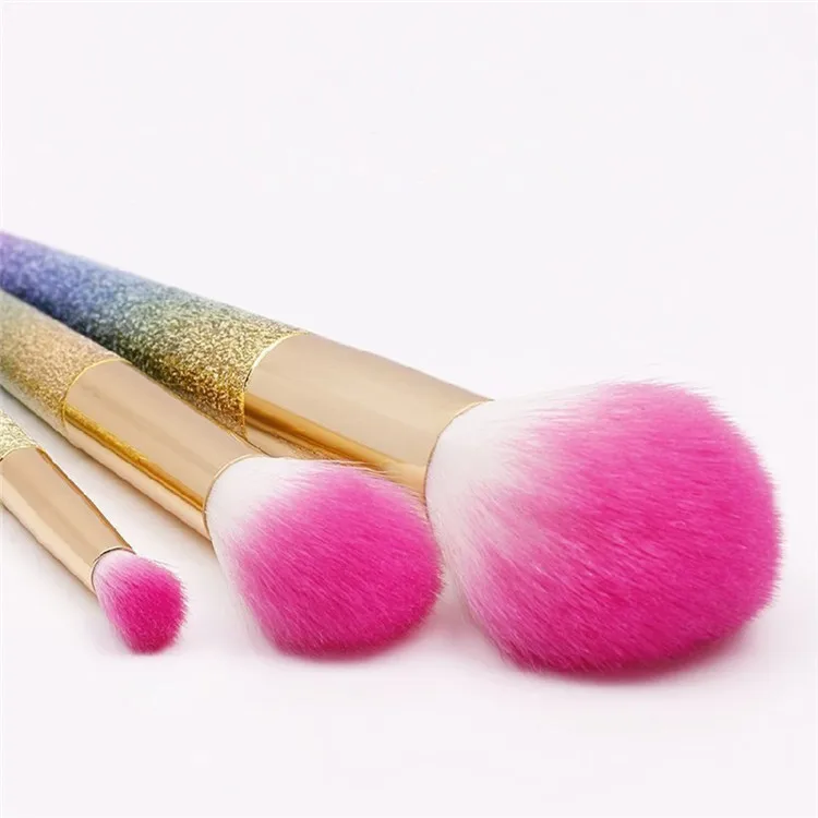 cosmetic brush.jpg