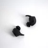 Handsfree OEM fully true tws wireless earbuds built-in mic on both tws bluetooth 5.0 wireless earbuds earphone made in China