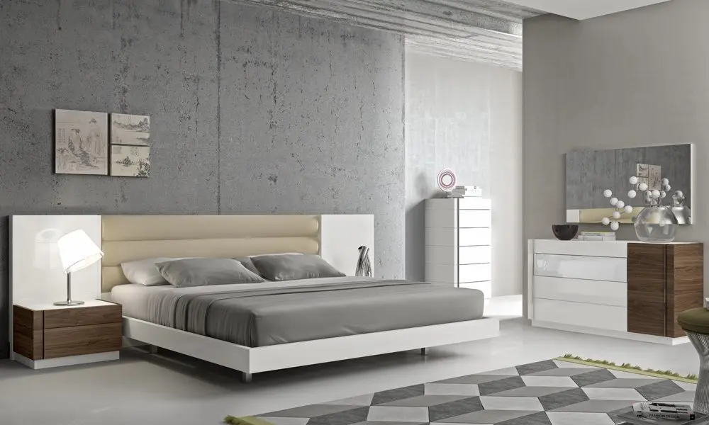 J/&M Furniture 17853-Q Palermo Queen Size Bedroom set White Lacquer /& Chrome