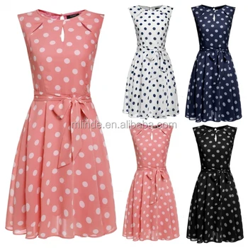 vestido de bolinha rosa