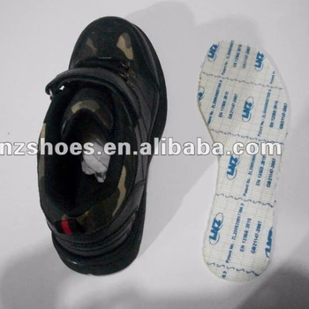 Special army shoes with composite toe cap