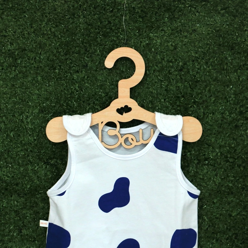kids cloth hanger