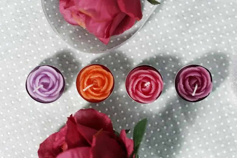 Flower Shape Table Decoration Scented Hand Made tealight candle