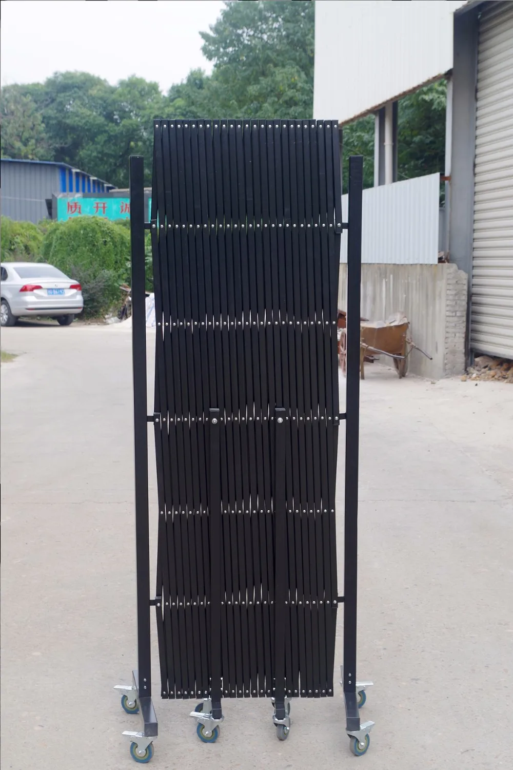 High Expandable Barrier Foldable Warehouse Gate Accordion Garage Doors