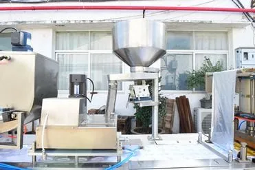 4.Biscuit filling device