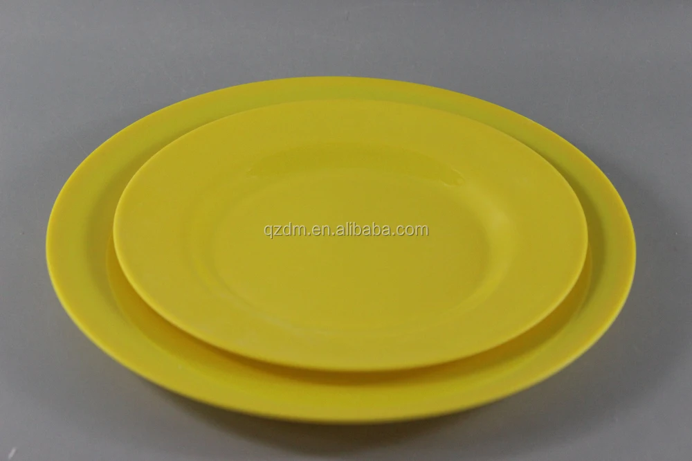 Yellow Melamine Picnic Plate Sets For Sale