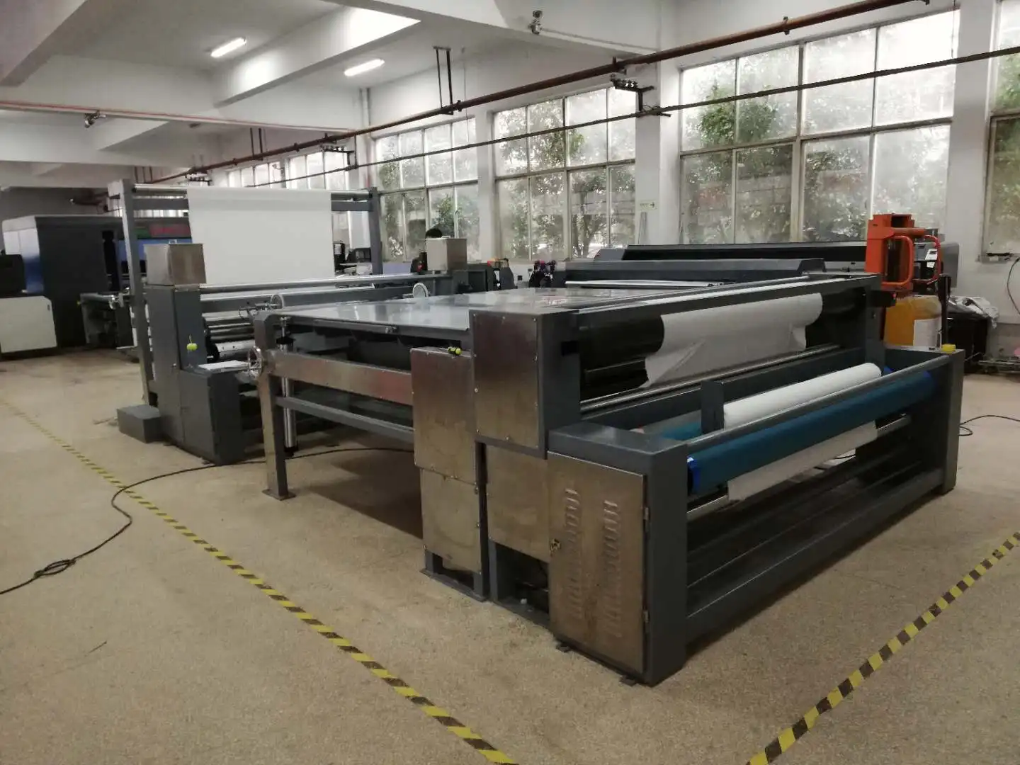 New 1.8m Fabric Pre-coating Machine For Textile Digital Printing ...