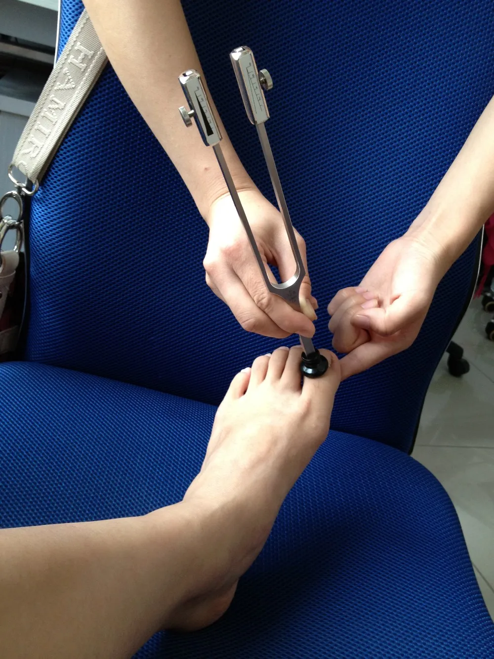 tuning fork test foot