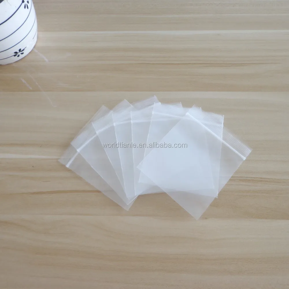 small sealable bags