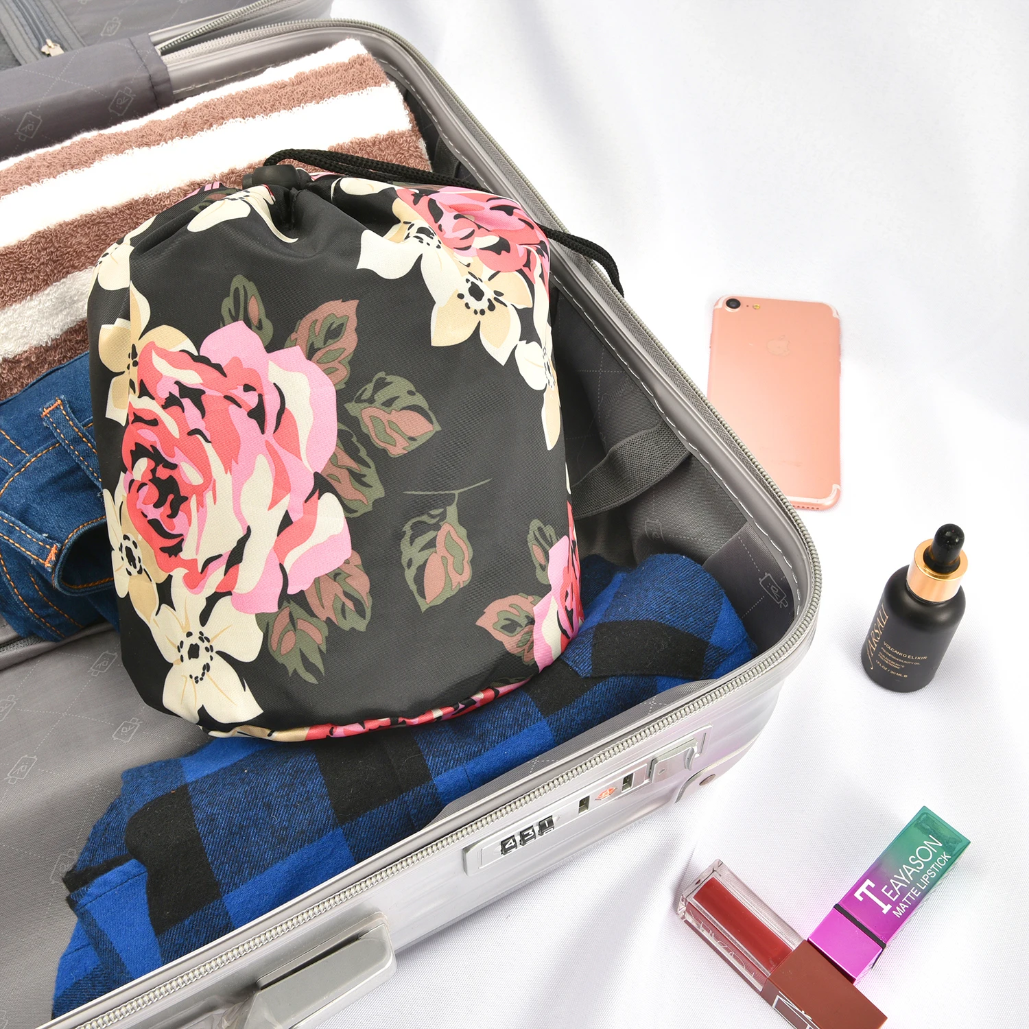 Round Cosmetic Bag  (6).jpg