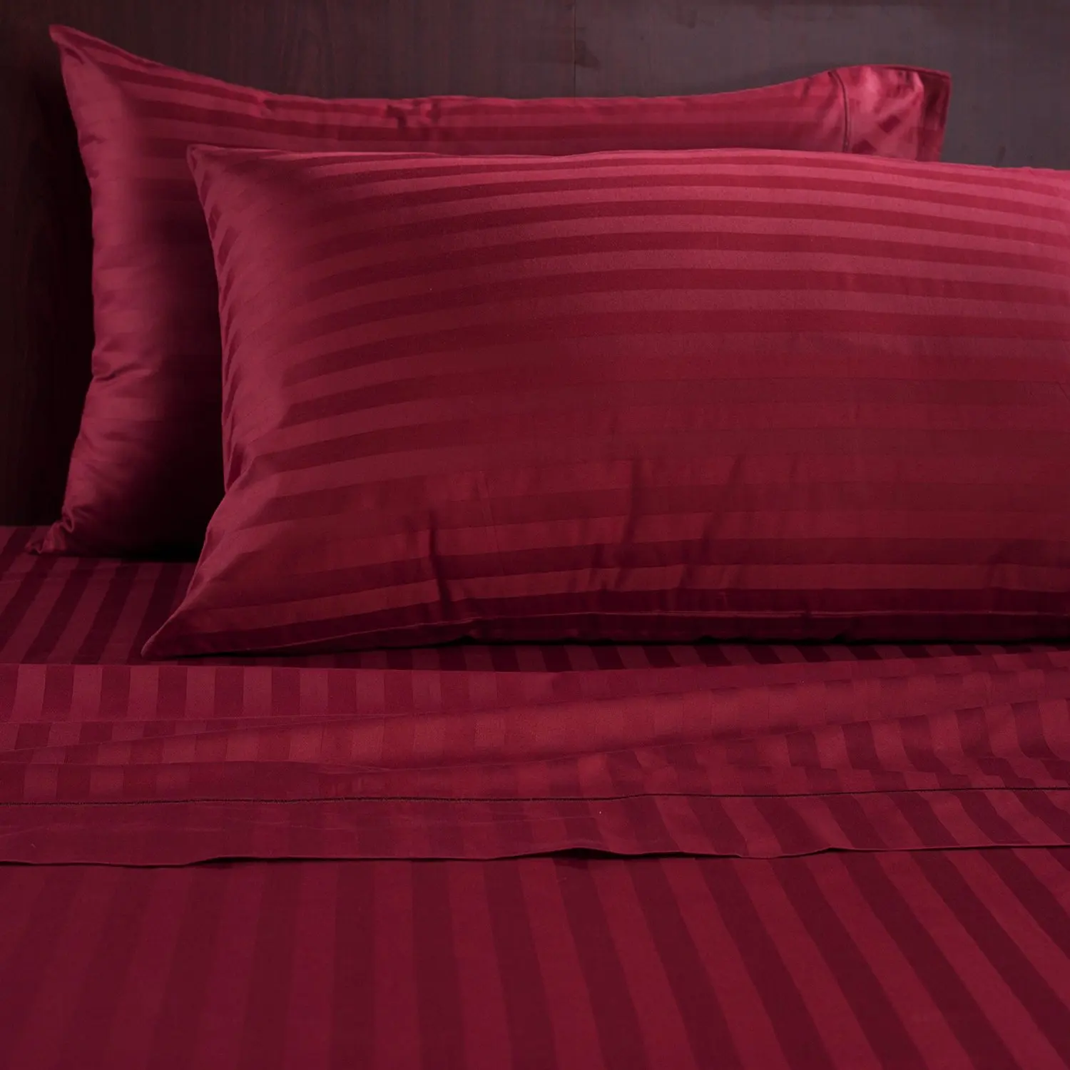 Canon full complete bed striped damask