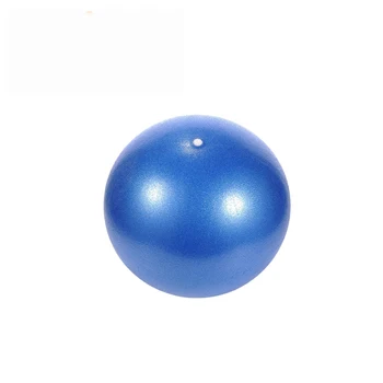 Clase pilates con pelota pequena