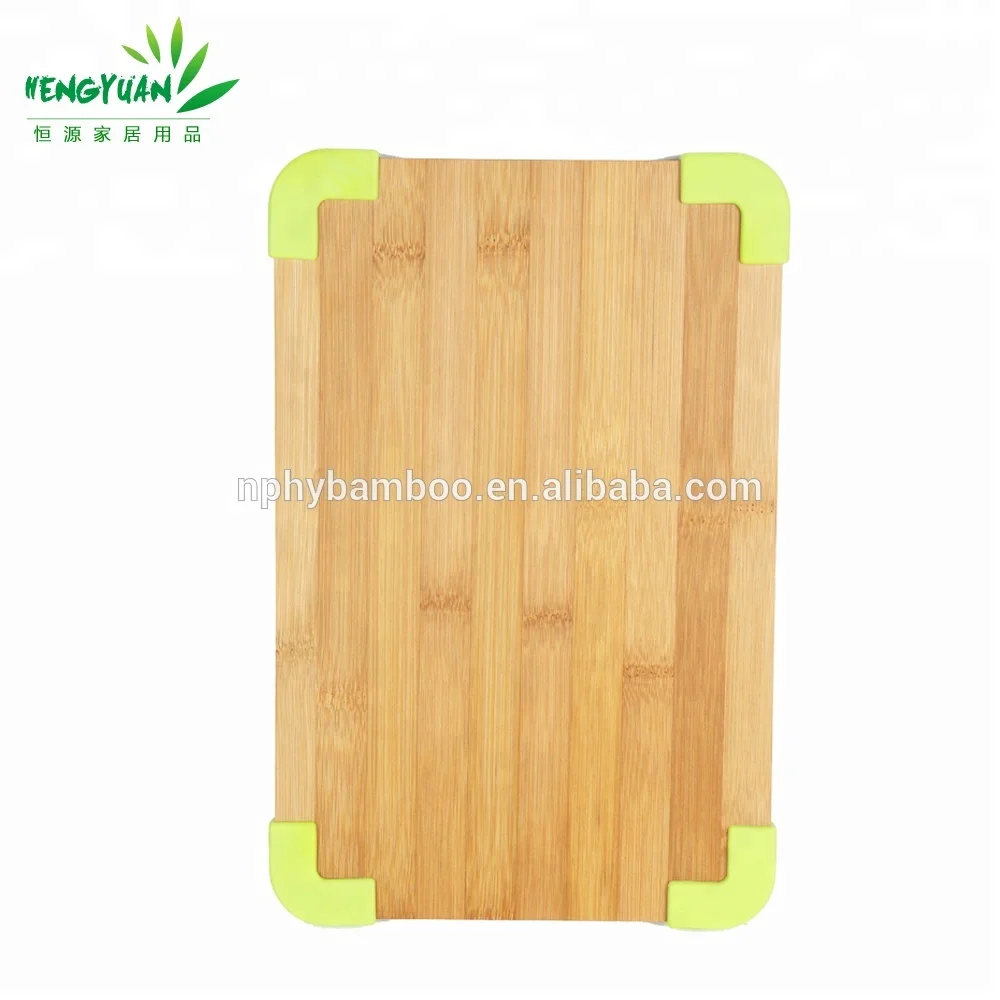 wood cutting board with feet