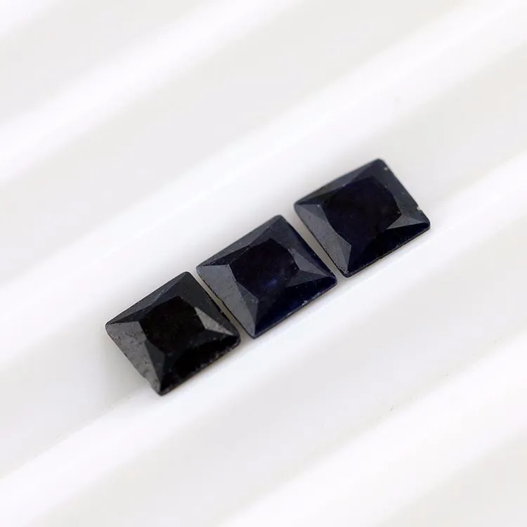 5 x 5毫米方形天然黑色蓝宝石