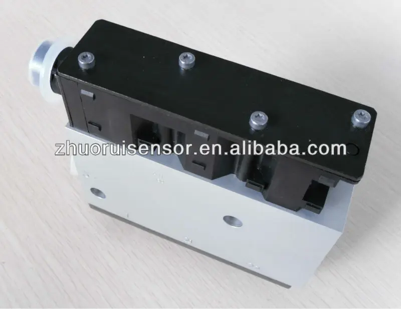 ZR-D030  6.jpg