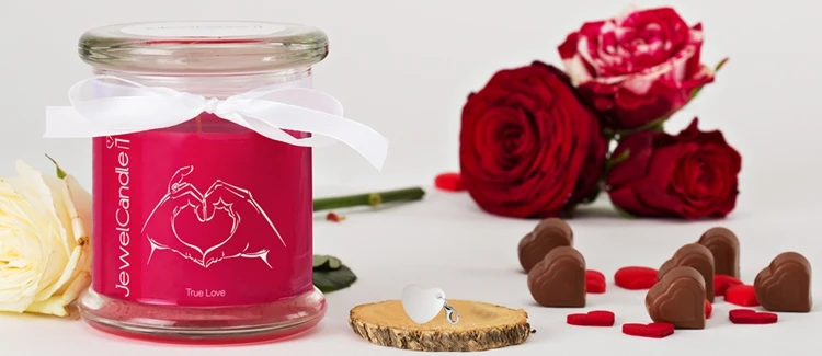 Elegant Jewelry Secret and Highly Scented Soy Candles in Glass Candle Holder