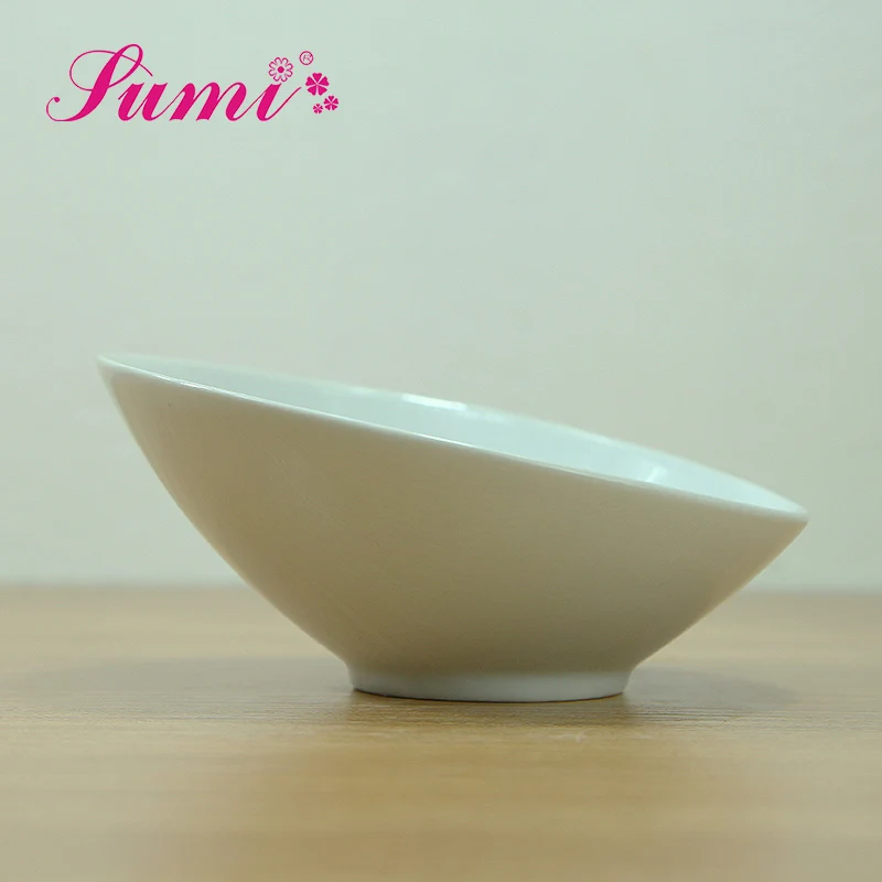 High Grade White Porcelain Unique Slanted White Salad Bowls Use For