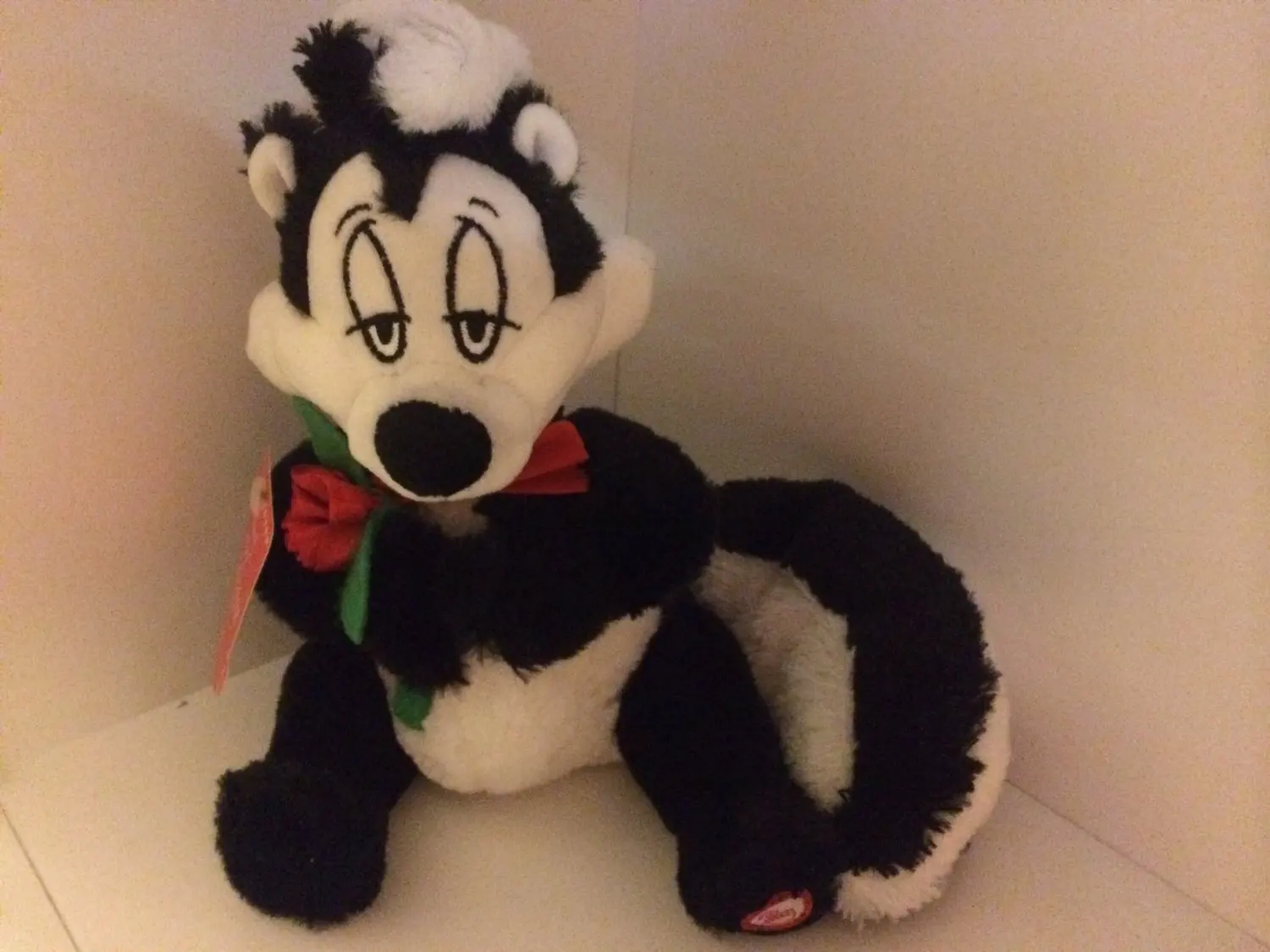 pepe le pew plush toy