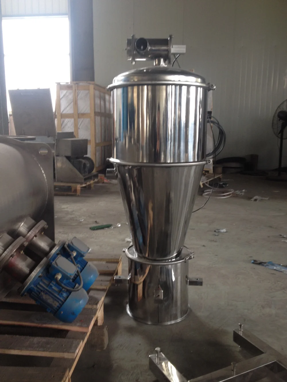 Vacuum Feeder 2.jpg