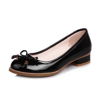 ladies leather flat shoes
