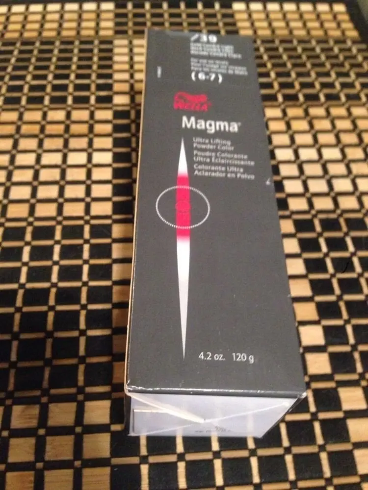 Wella Magma Ultra Profesional Lifting Powder Color 4.2 Oz 120g /39 for Use on Levels 6-7