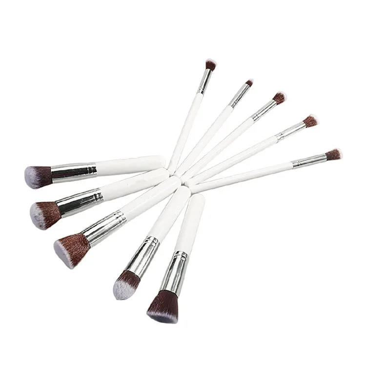 powder brush.jpg