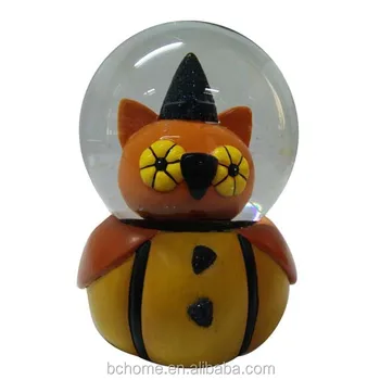 custom water globe resin water globe halloween pumpkin snow globes for gifts